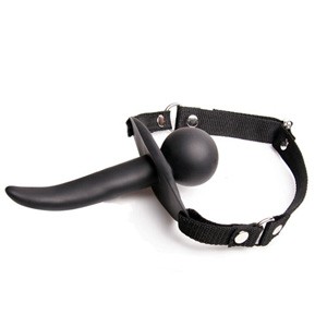 Pájaro loco, mordaza con dildo