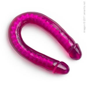 Dildo doble flexible que mantiene la forma