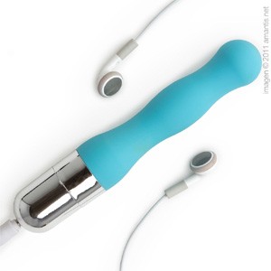 Naughtinano, vibra con tu mp3