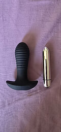 Imagen en comentario de INSPIRAL, plug anal vibrador con estrías