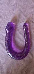 Imagen en comentario de DILDO DOBLE U, doble penetración, doble placer