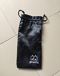 Imagen en comentario de Bolsa de satén para guardar juguetes eróticos
